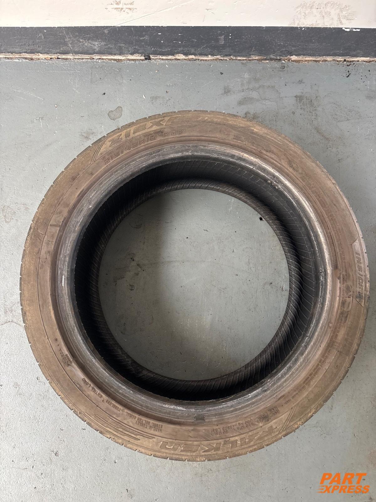 Reifen Falken ZIEX 215/45 R16 90V 3mm