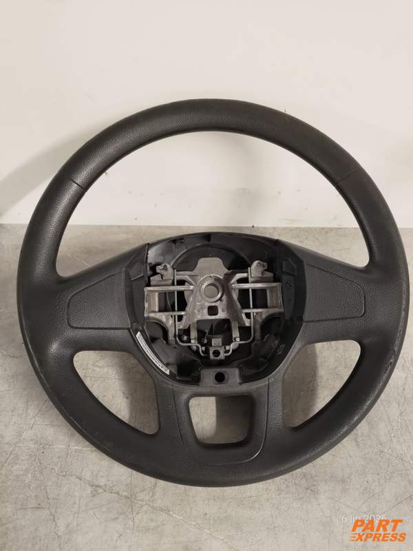 Lenkrad Renault Trafic Bus X82 Opel Vivaro ab 2014 34148744