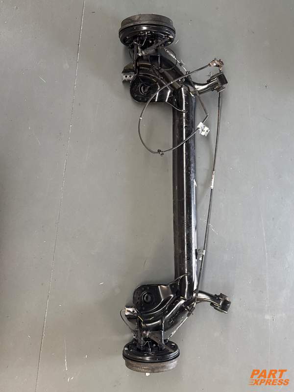 Rear Axle komplett Ford Puma Focus 1.0 EcoBoost 20k km gelaufen L1TC5K952AG