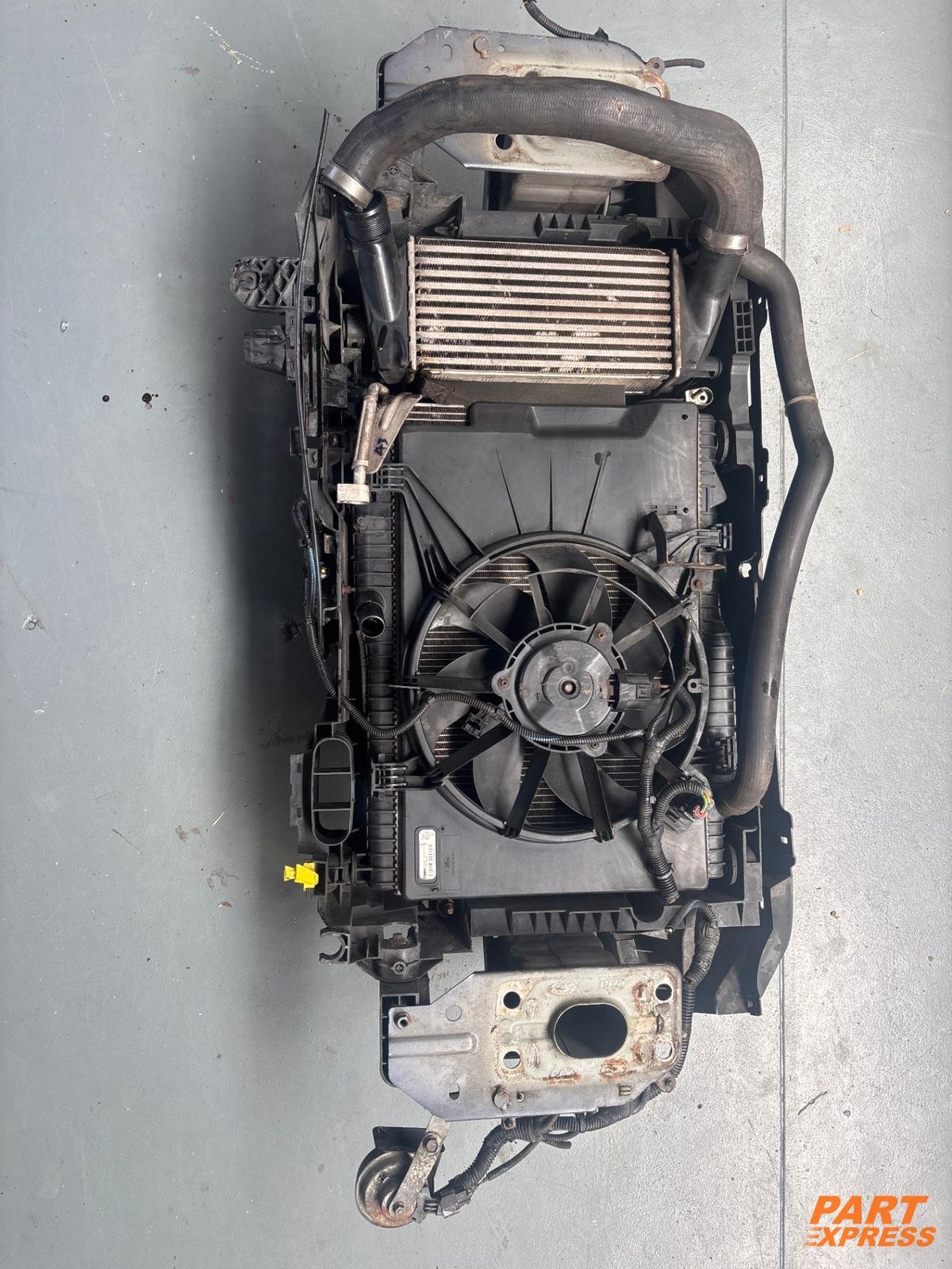 Wasserkühler und Front komplett Ford EcoSport Titanium 2013 - 2022 1.0 EcoBoost