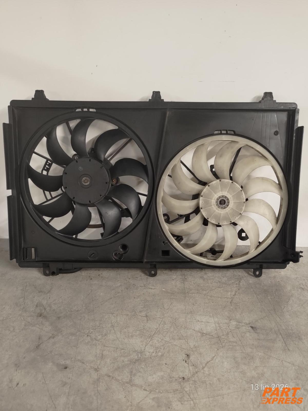 Kühlventilatoren Mitsubishi Outlander III E200 110kW 2.2DiD 4N14