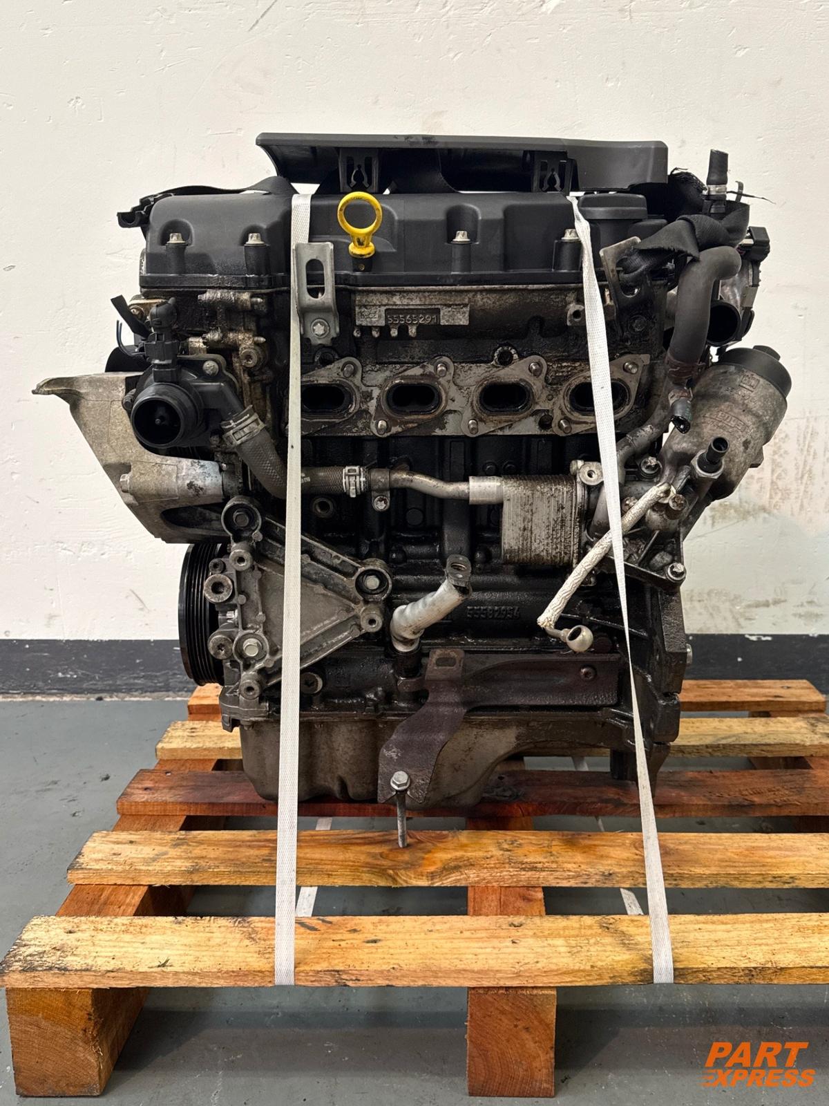 Motor komplett Opel Astra J Corsa Meriva Zafira 1.4 LUJ A14NEL 55598163