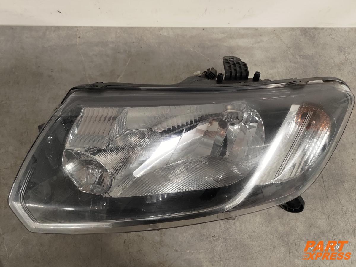 Headlight Front Left Dacia Sandero ST II 2012 - 2020 260604111R