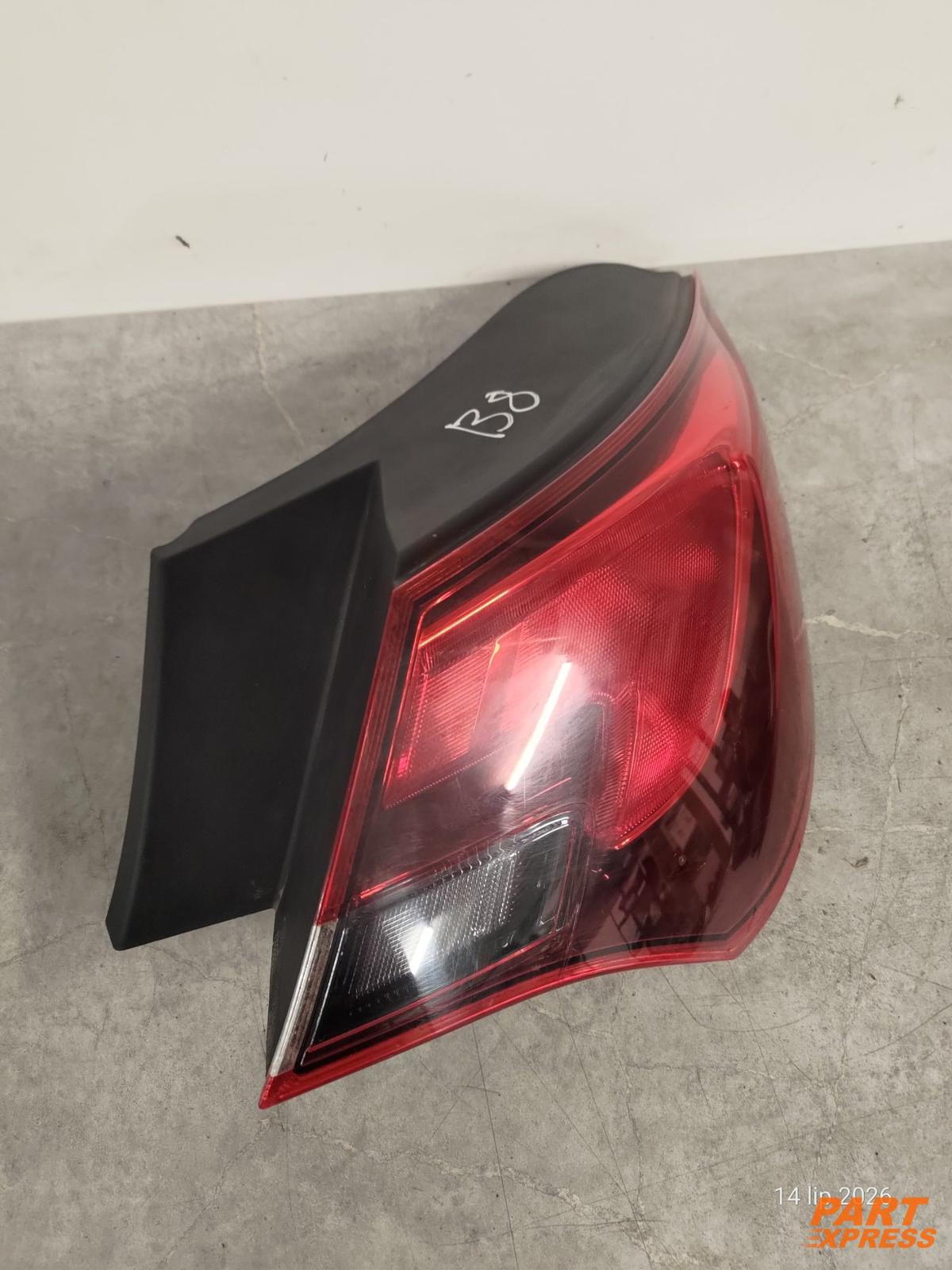 Heckleuchte Rückleuchte hinten rechts Opel Astra J GTC 2011 - 2018 L90004941
