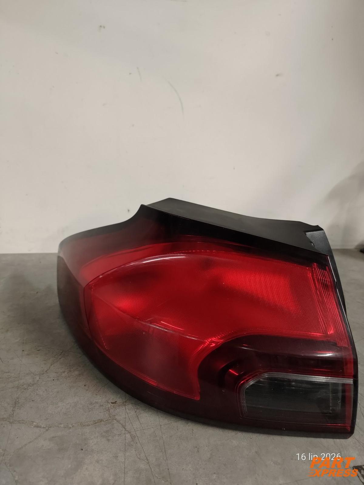 Rückleuchte Heckleuchte hinten links Opel Zafira Tourer C 2011 - 2018