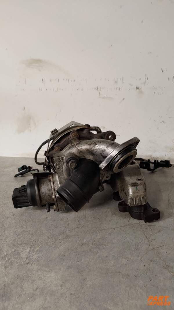 Turbolader komplett 1.6l Diesel Audi Skoda VW Seat CAYC 77kW BV39F-0098