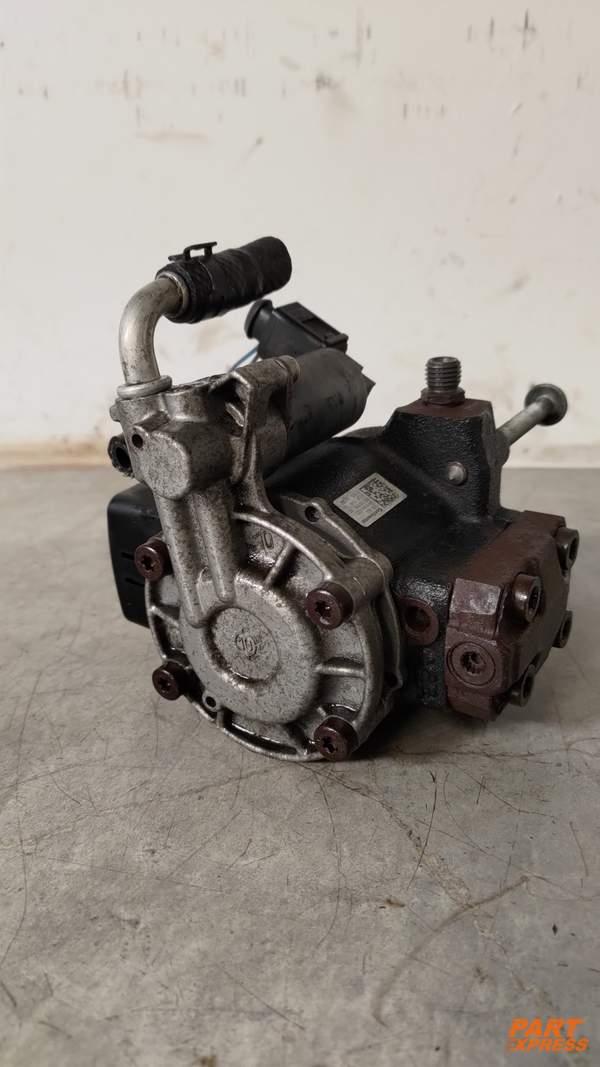 Hochdruckpumpe komplett 1.6l Diesel Audi Skoda VW Seat CAYC 77kW 03L130755E01