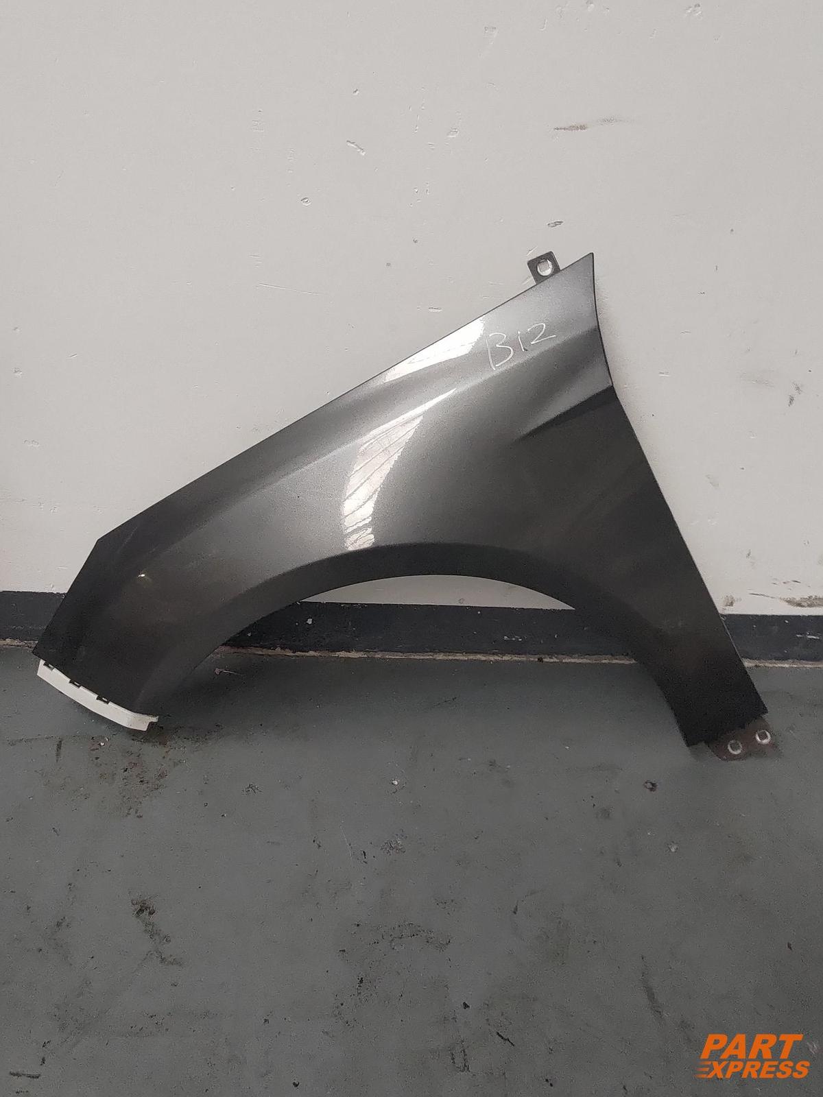 Kotflügel links Ford Focus Grau Magnetic-Grau Metallic-J7 2 BM51-A160199-AC