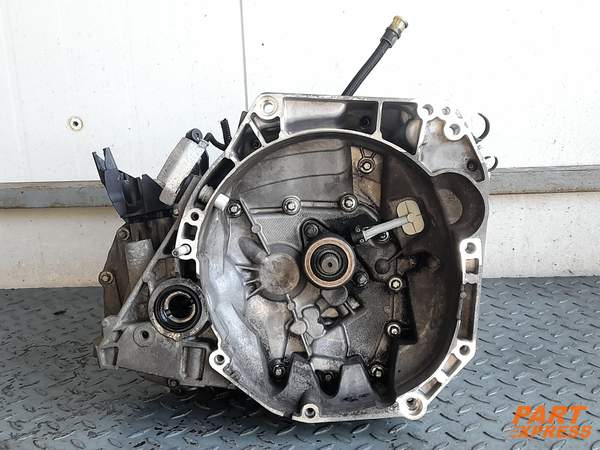 Schaltgetriebe Dacia Sandero Logan Renault Clio Captur 0,9l 131tkm 8200707909