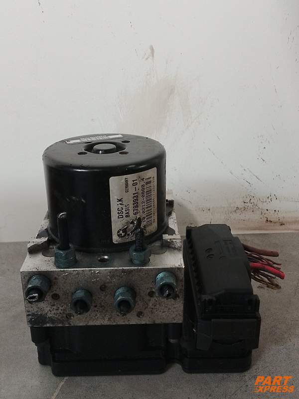 ABS Block Bremspumpe N47D20C 93TKM BMW 320D F30 2,0D 184PS 520d F10 6793931-01