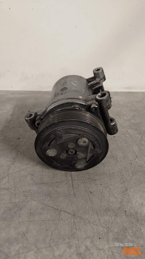 Klimakompressor Peugeot 2008 Citroen C3 C4 C5 Opel Astra 9806029580