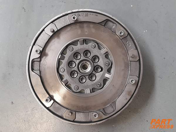 Flywheel 6 Gang 21208638897 93TKM BMW 320D F30 2,0D 135KW 184PS 520d F10 120D