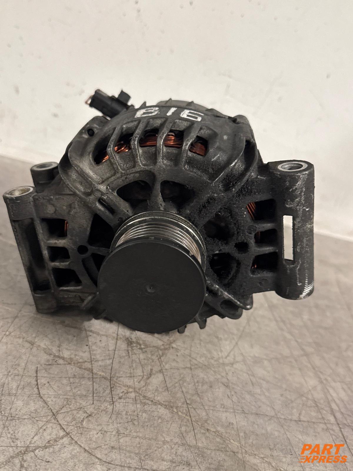 Alternador Peugeot 207 308 5008 Citroen Picasso DS3 DS4 1,6 EP6DT V7576513