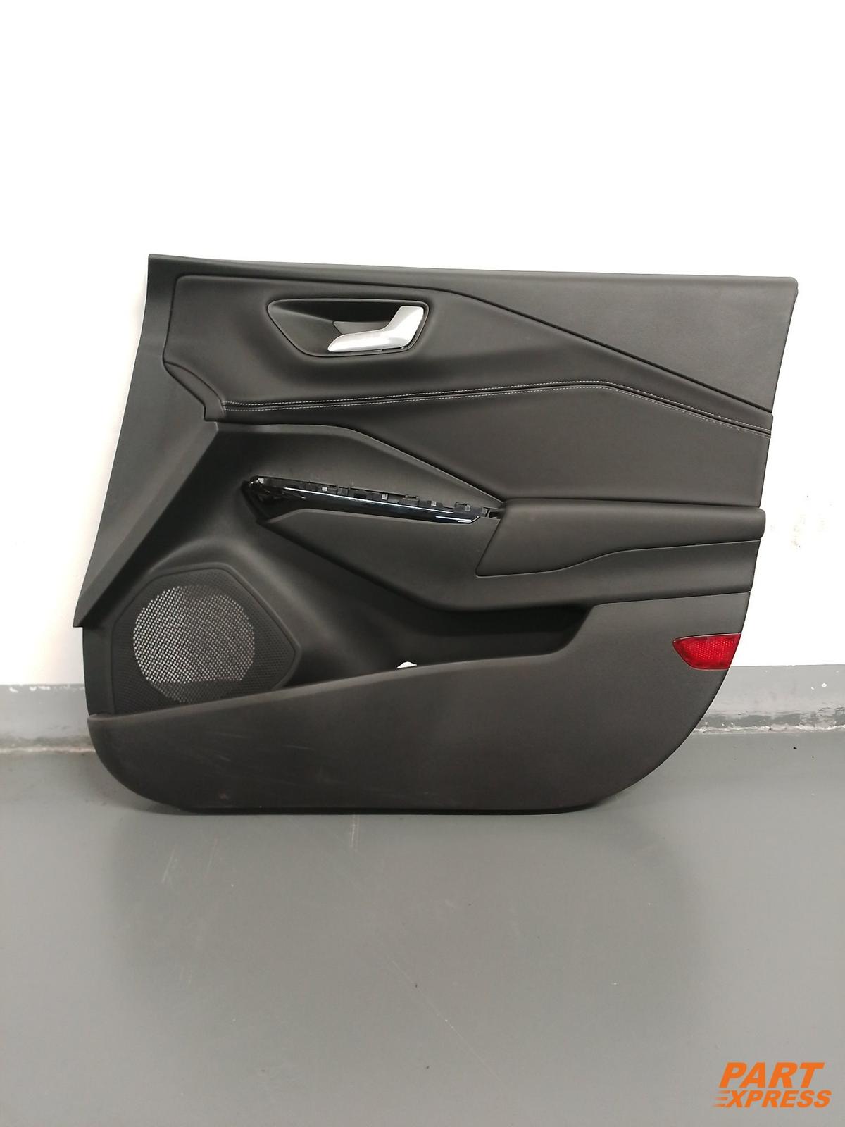 Türverkleidung vorne rechts Ford Puma Titanium J2k Mk2 ab 2019