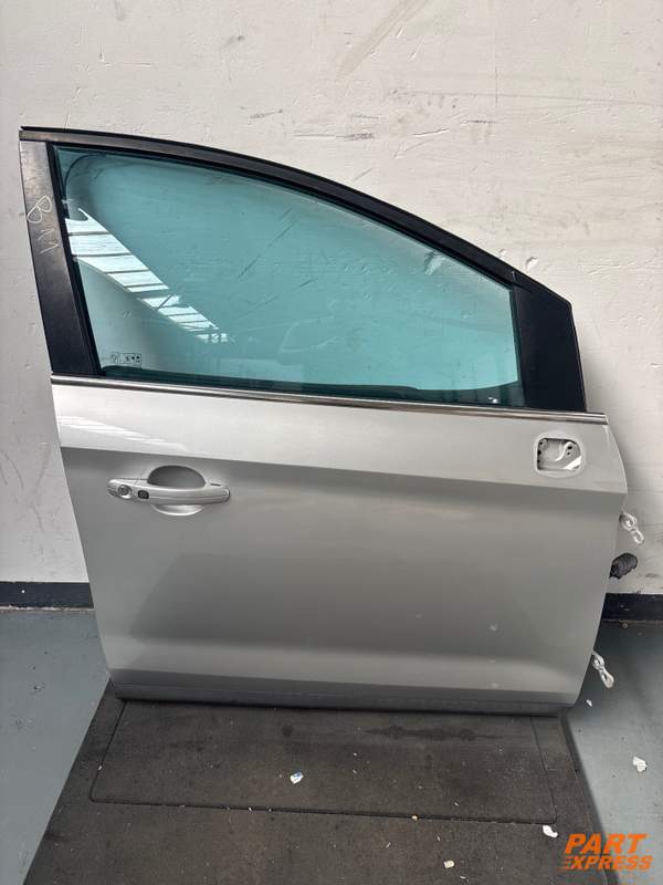 Tür komplett vorne rechts Ford Kuga Silber Polar Silber Metallic 2008 - 2013