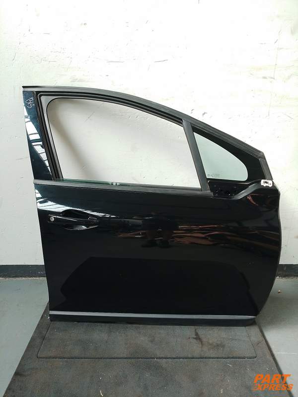 Tür komplett vorne rechts Peugeot 2008 Schwarz Noir Perla Nera-KTV 2013 - 2019