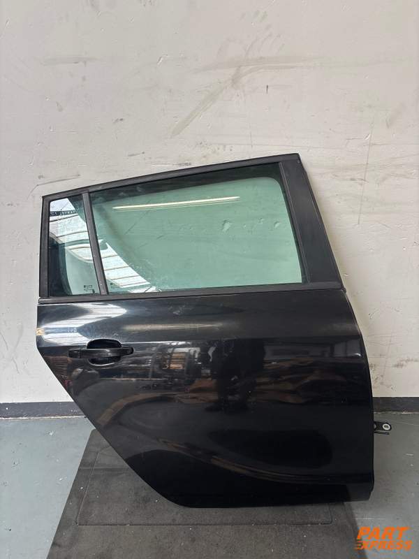 Tür komplett hinten rechts Opel Zafira C Schwarz Carbon Flash
