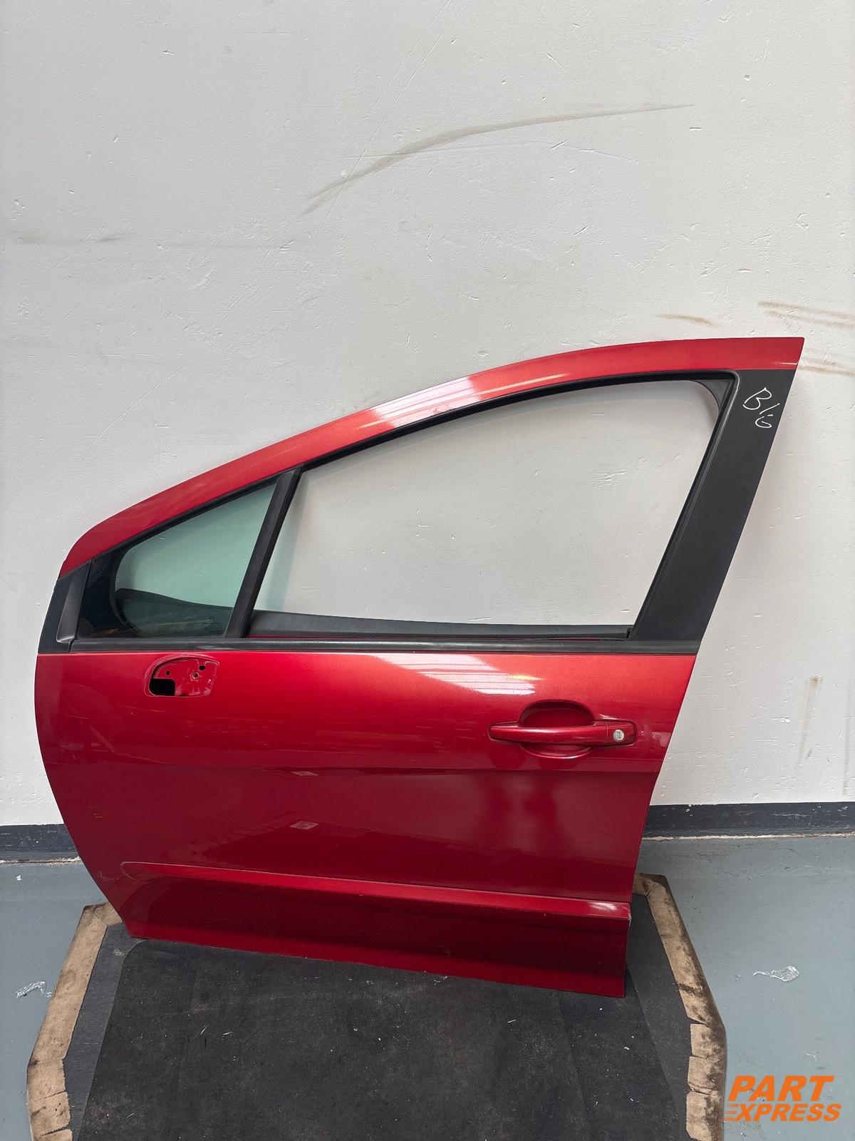 Tür komplett vorne links Peugeot 308 SE T7 Rot Rouge Babylone-LKR 2007 - 2013