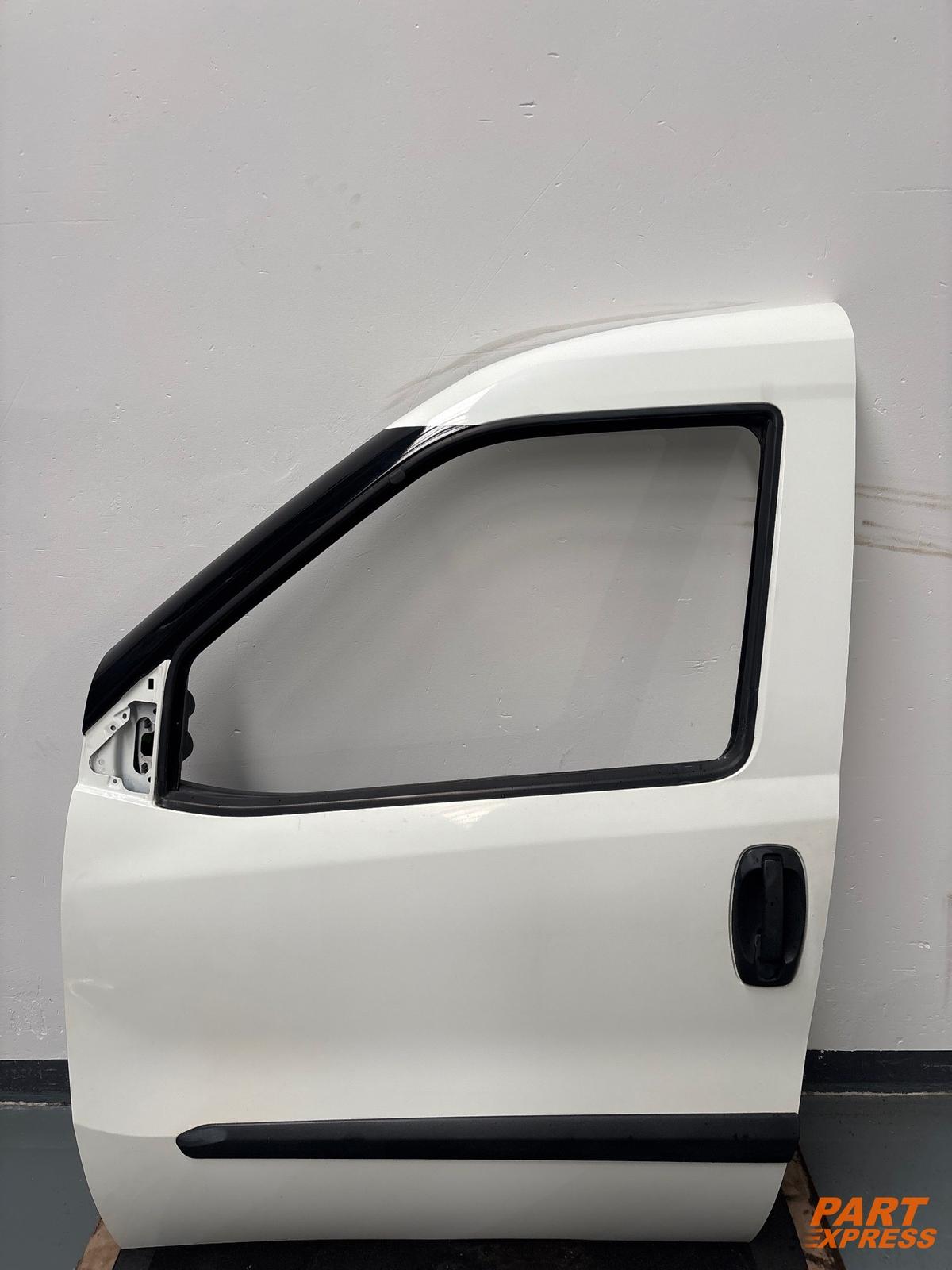 Tür komplett vorne links Opel Combo D Weiß Polar White-5PU (249) 2012 - 2018
