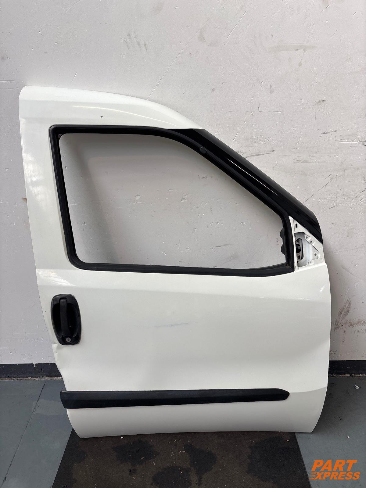 Tür komplett vorne rechts Opel Combo D Weiß Polar White-5PU (249) 2012 - 2018