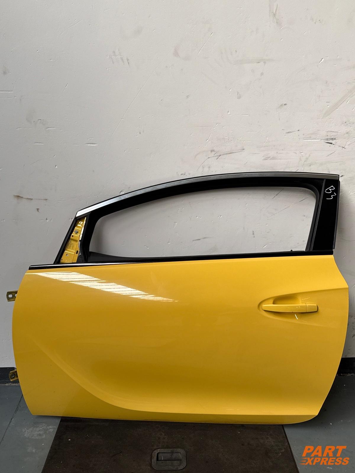 Tür komplett vorne links Opel Astra GTC SRI Gelb Flaming Yellow AJU  2011 - 2018