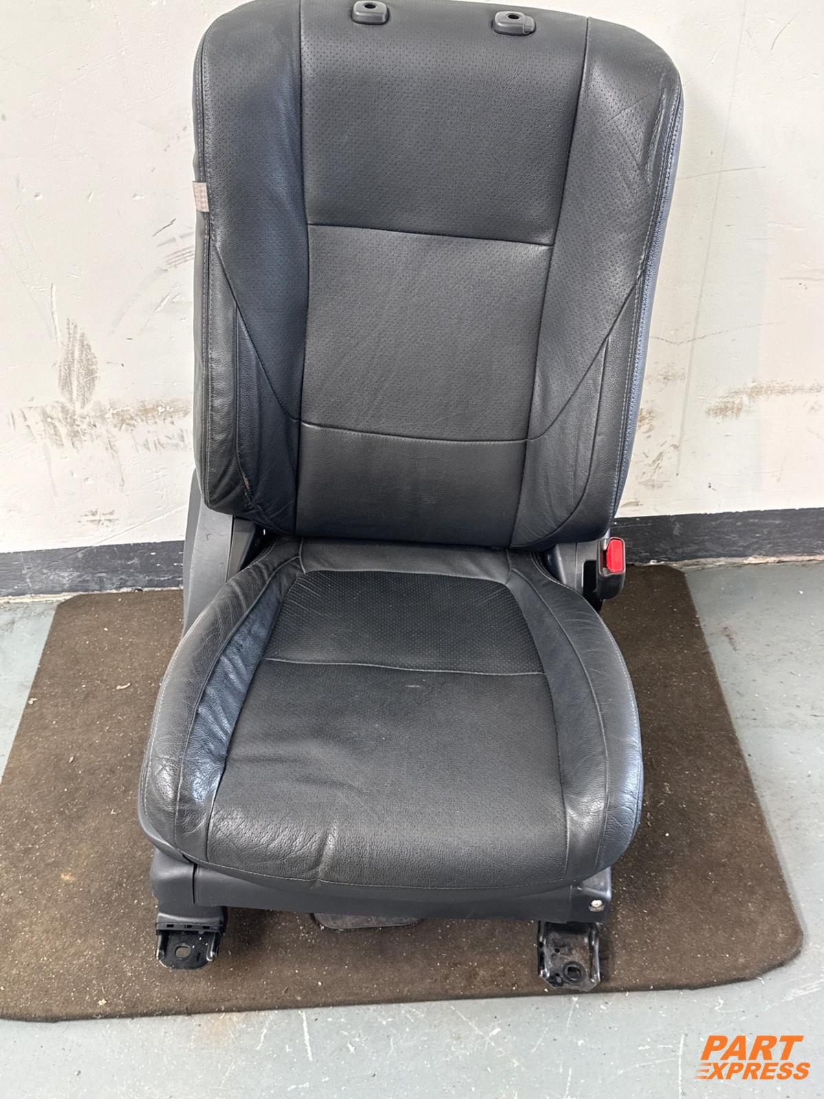 Sitzbezug Rückenlehne vorne links Mitsubishi Outlander III H-Line GF 2012 - 2021
