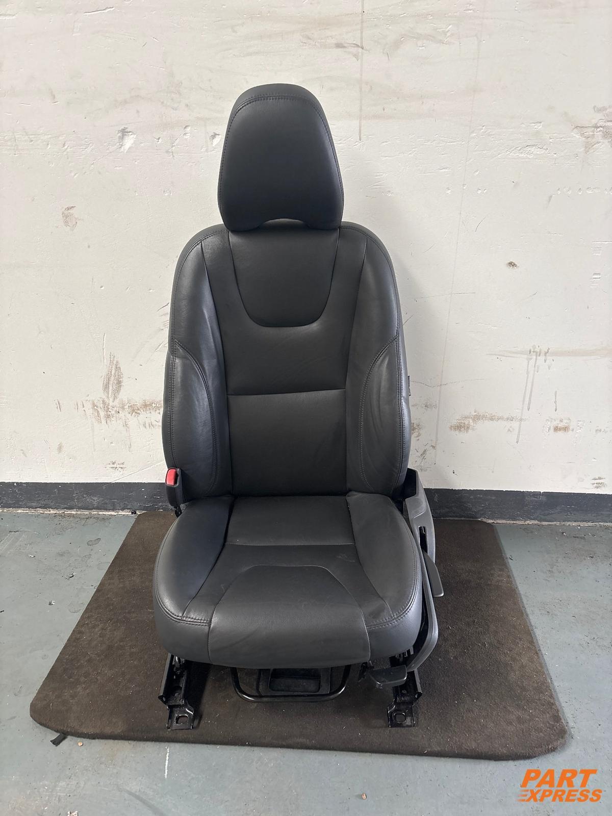 Sitzbezug Sitz hinten rechts Volvo S60 SE Lux II 2010 - 2018