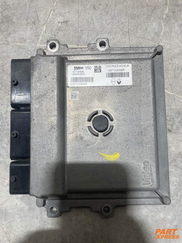 ECU Steuergert Dacia Sandero Logan Renault Clio Captur 0,9l 131tkm 231005079R