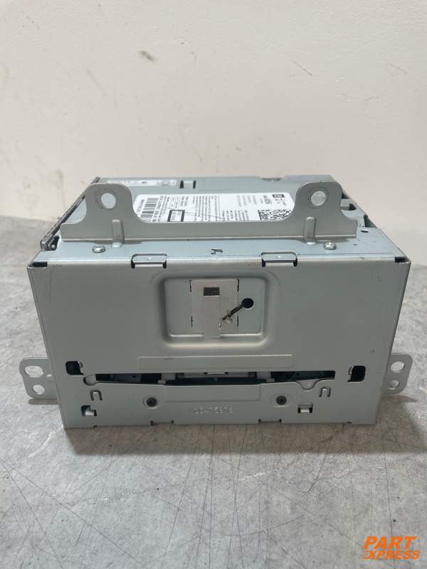 Multimedia Radio / Audio / Player Opel Astra GTC SRI J 2011 - 2018 84046056