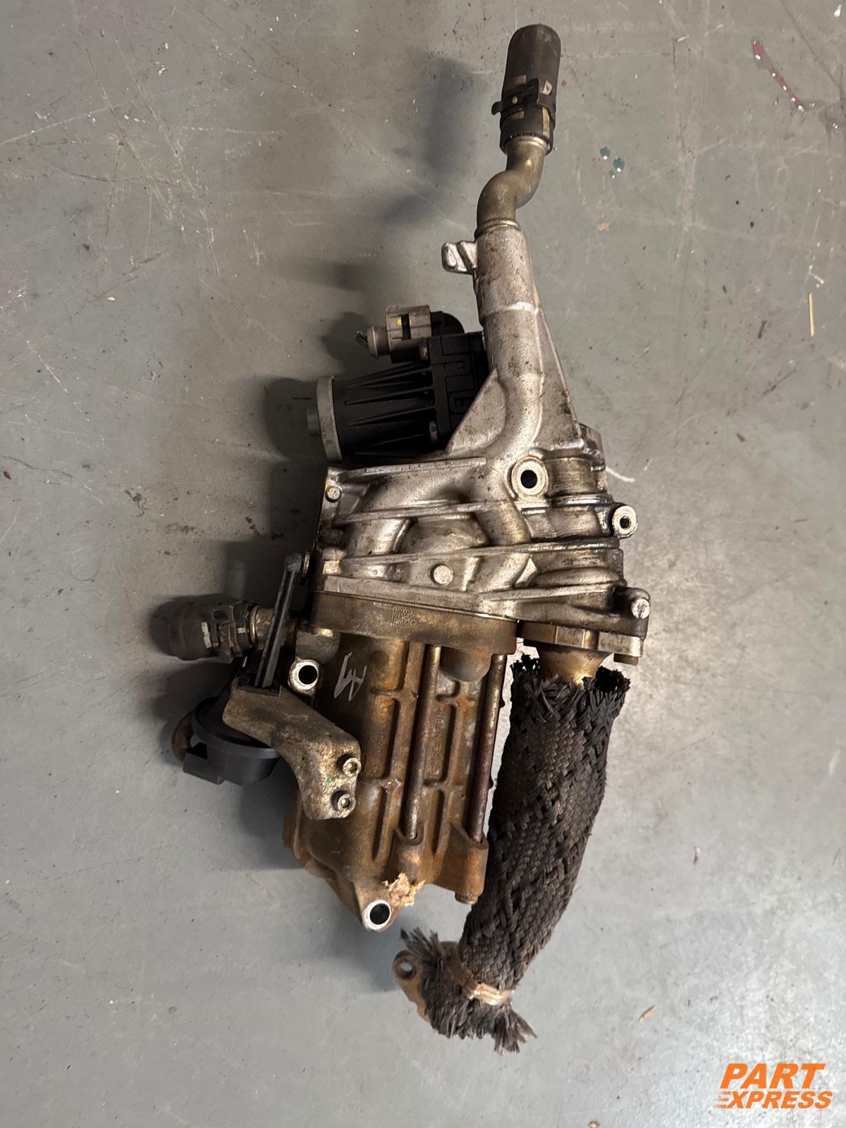 EGR-Modul rechts mit Abgaskühler Jaguar XF X250 2007 JDE10761 9X2Q9U438DA