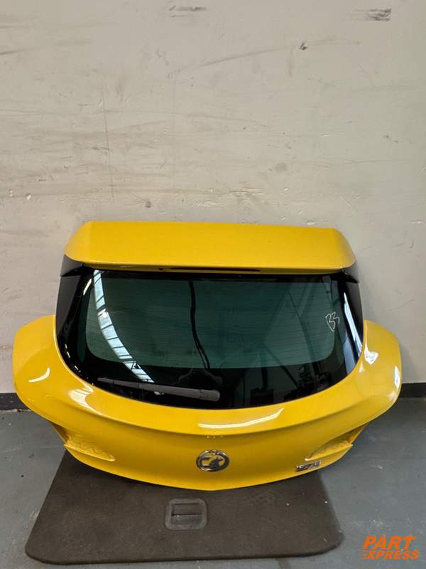 Heckklappe Kofferraumdeckel Opel Astra GTC Gelb Flaming Yellow AJU 2011 -