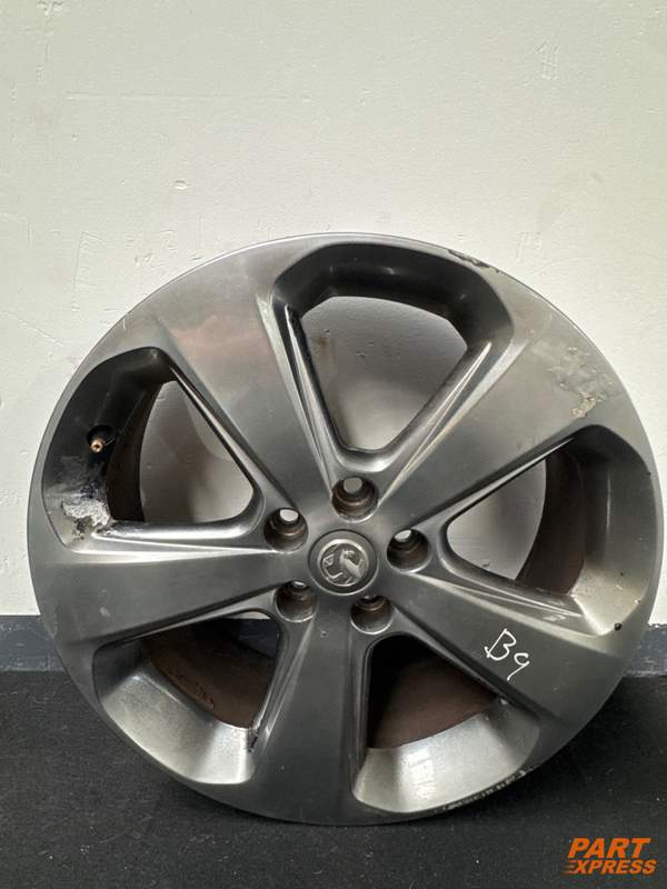 Alufelge 18 Zoll Opel Mokka SE 7Jx18 ET38 95181596
