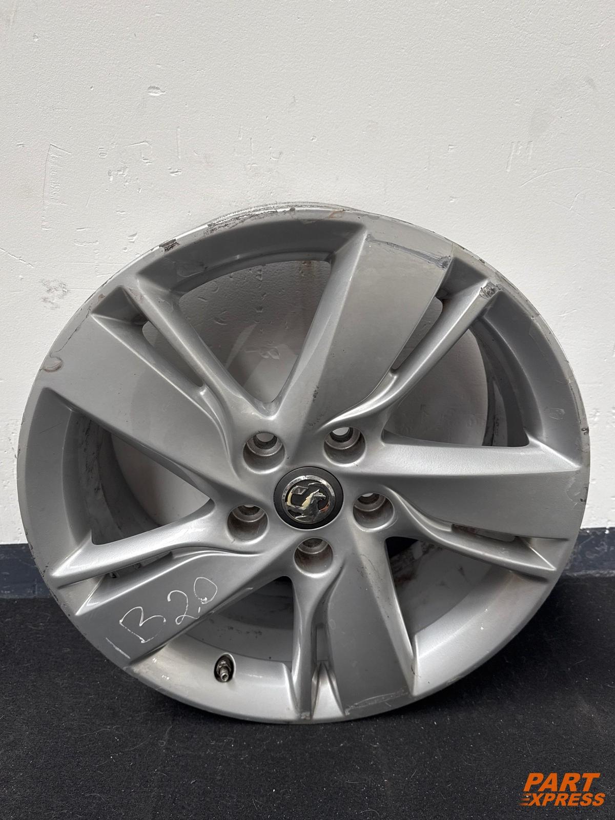 Alufelge 17 Zoll Opel Zafira Exc 7Jx17 ET44 13367272