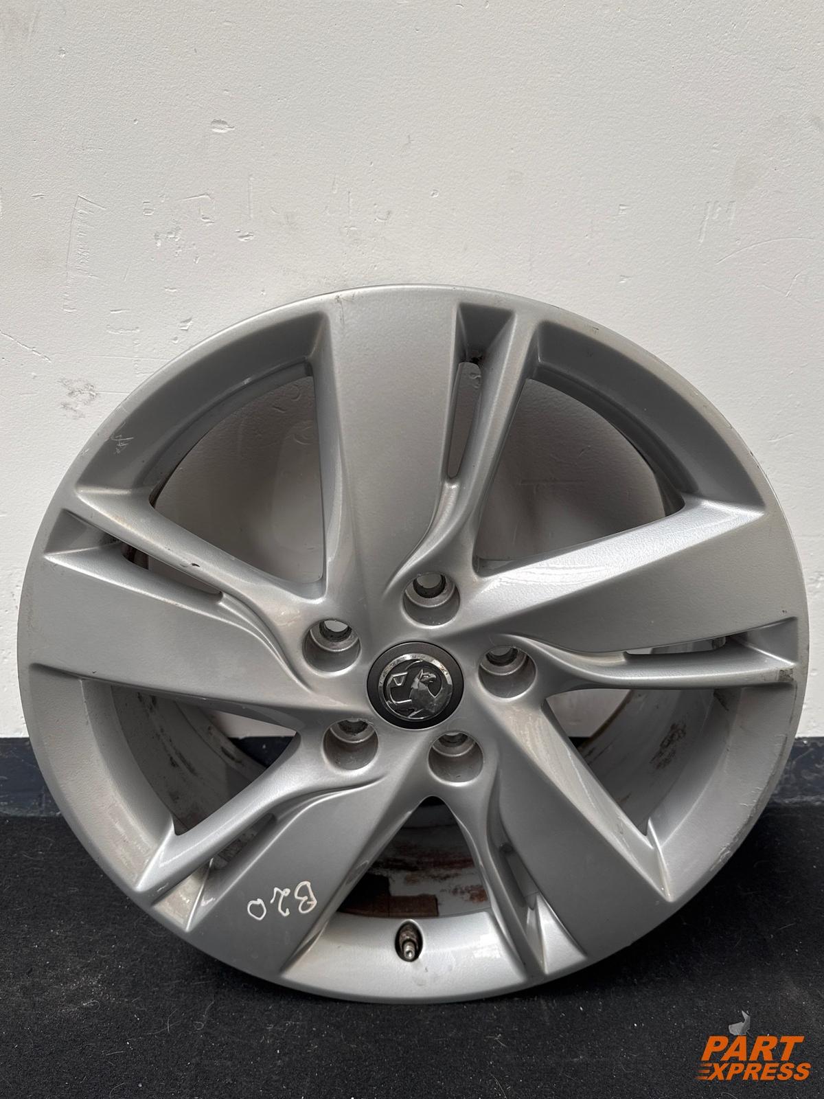 Alufelge 17 Zoll Opel Zafira Exc 7Jx17 ET44 13367272