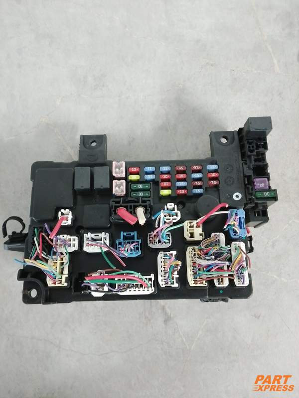 Sicherungsmodul Sicherungskasten Mitsubishi Outlander III GF 2012 L8637 011 A