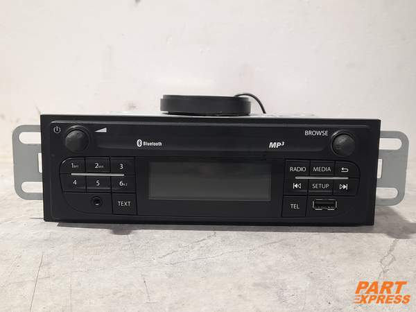 Radio / Audio / Player Renault Trafic Bus X82 ab 2014 281151657R