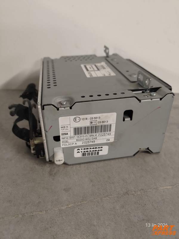 Radio / Audio / Player Ford Focus MK3 III 2010 - 2014 BM5T 18C815 HN