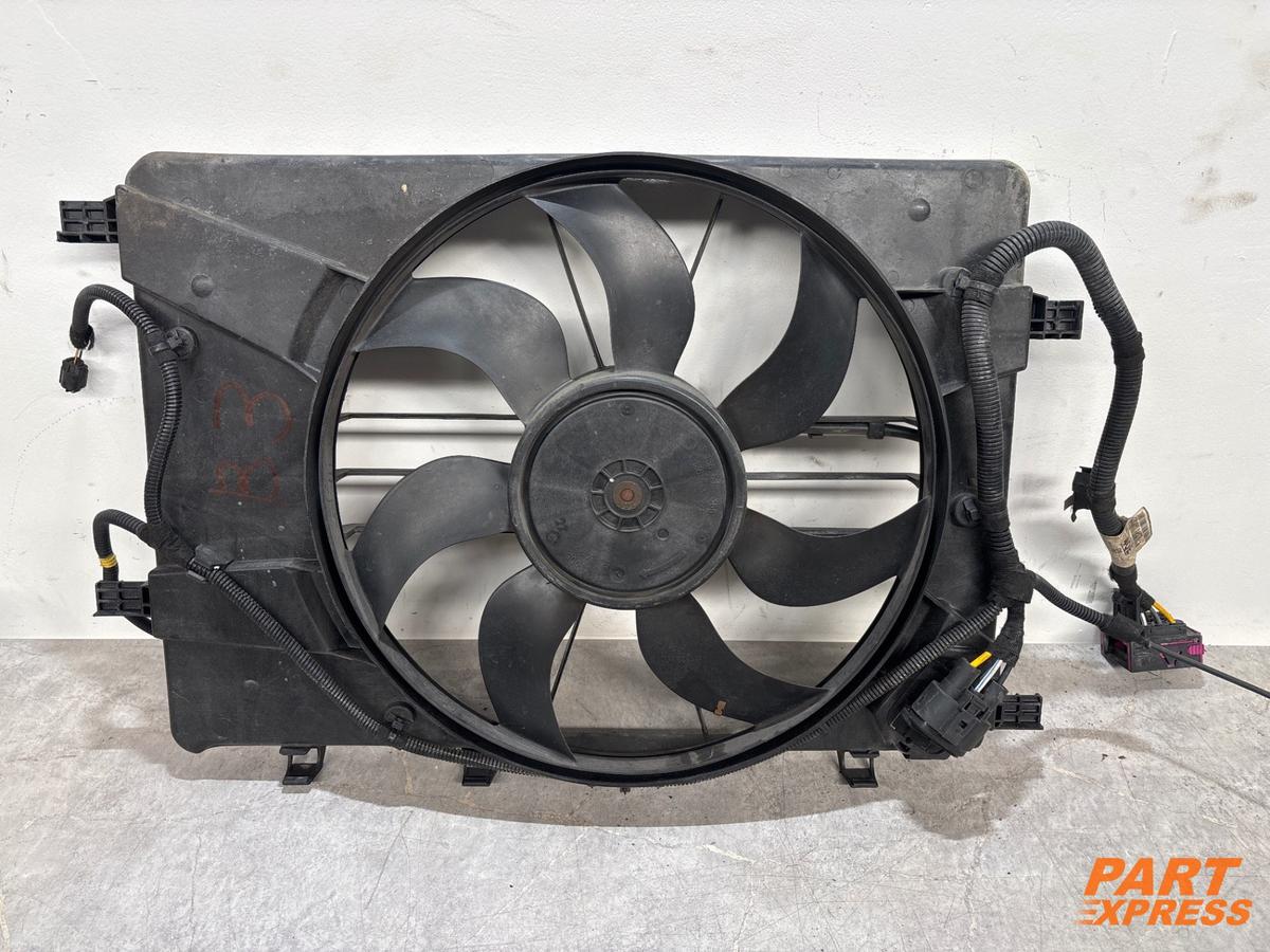 Kühlerlüfter Opel Astra GTC SRI J 2011 - 2018 0130308117