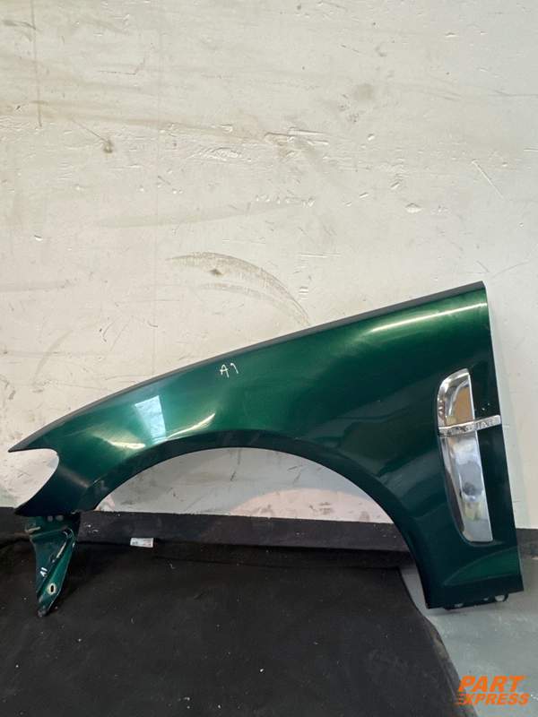 Kotflügel links Jaguar XF X250 Grün Emerald Fire JBC2074 2007 - 2015