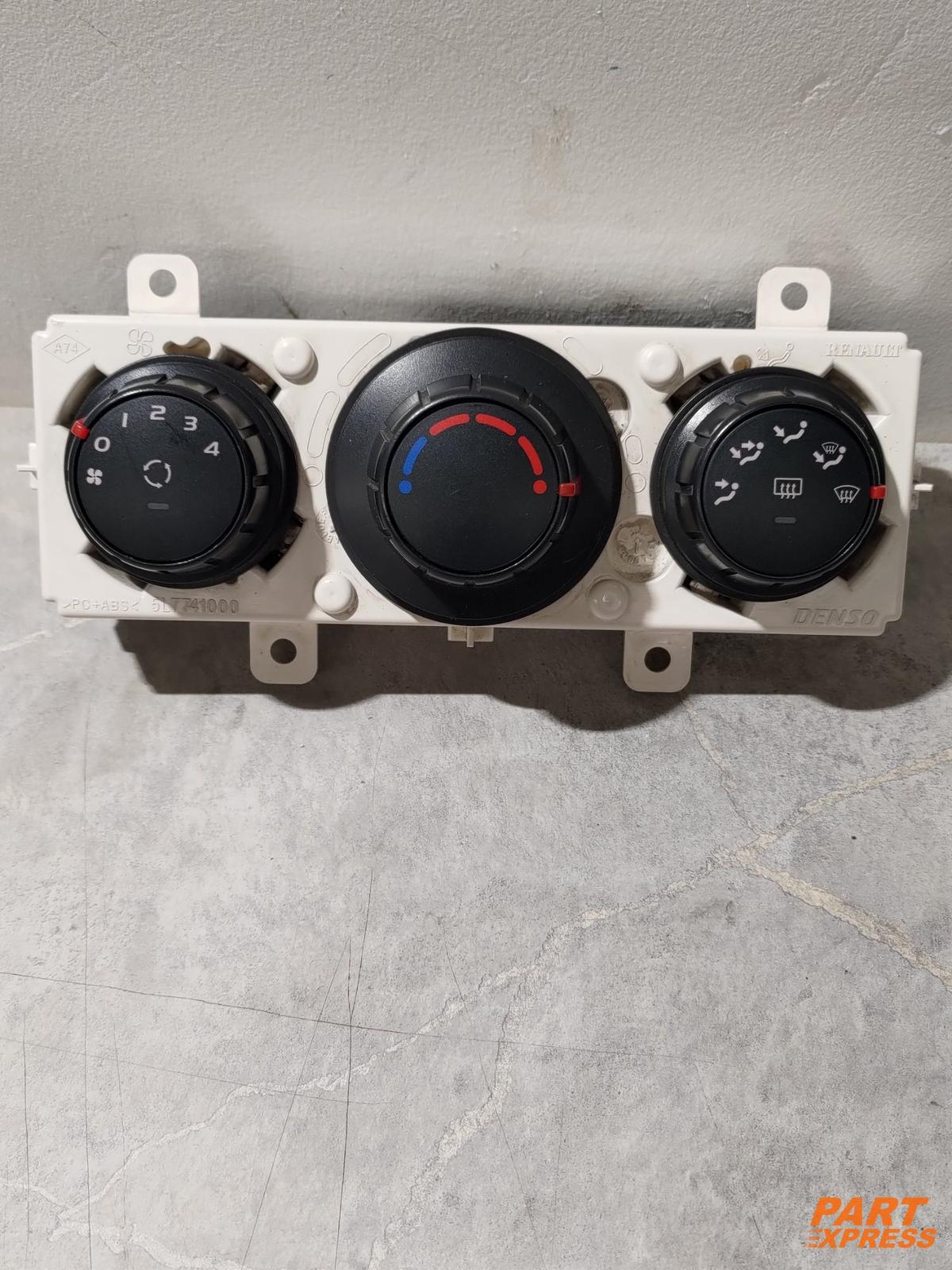 Commande de Climatisation Renault Trucks Master III (X62) 2010 - 2019 5L7741100
