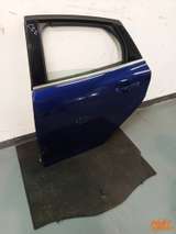Puerta completa trasera izquierda Ford Focus Mk3 Hatchback Indic-Blau Metallic 2011 - – 2