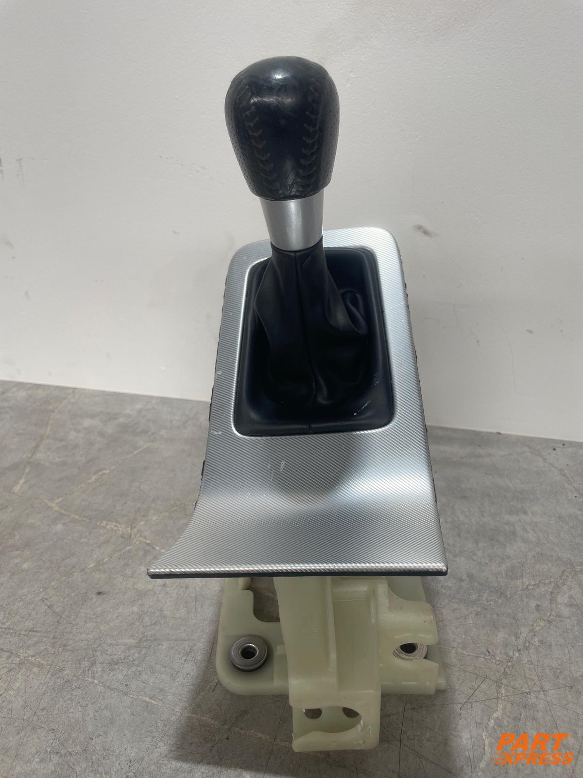 Schaltknauf Hebel Volvo V70 SE Lux III 2007 - 2016 30733067