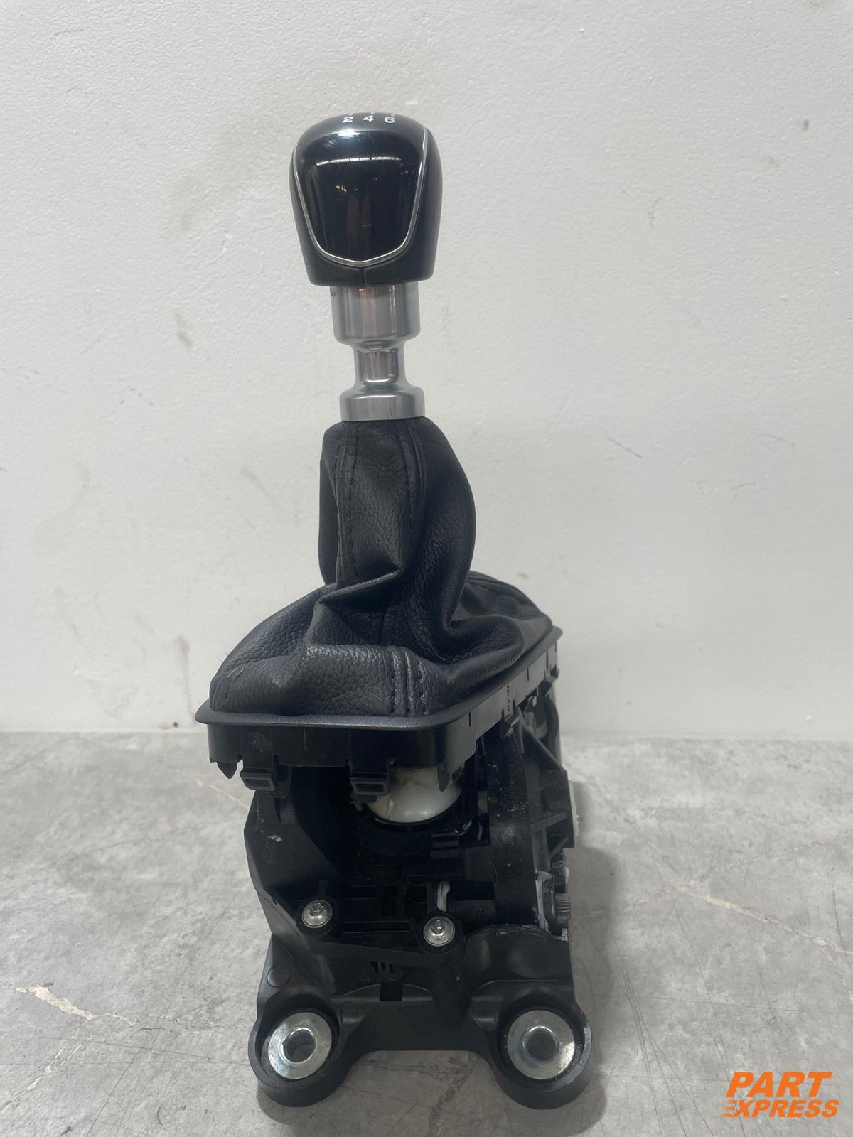 Pommeau de levier de vitesses Ford Focus Zete Mk3 Facelift 2011 - 2018