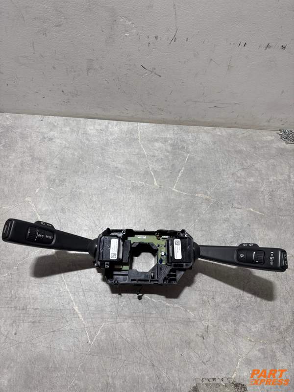 Lenkstockschalter Volvo XC60 SE LU I 2008 - 2017 31264162