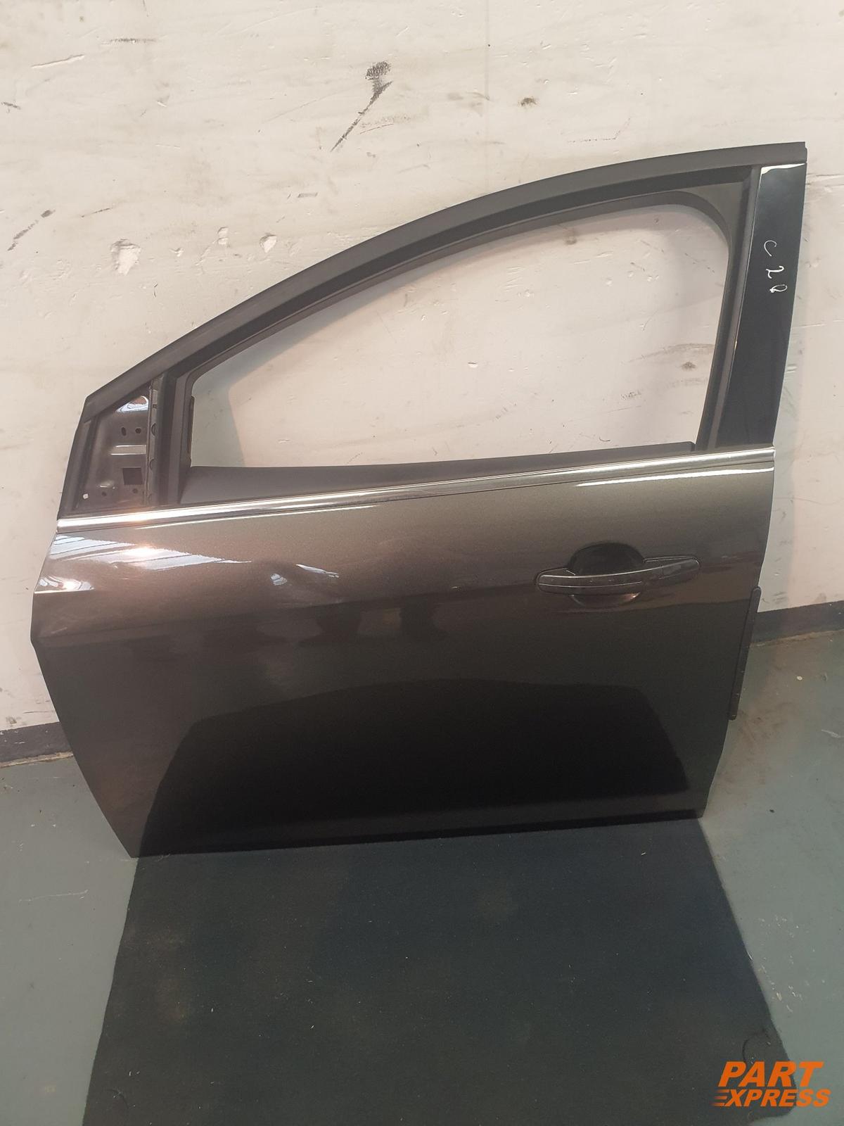 Puerta completa delantera izquierda Ford Focus Mk3 Fließheck Gris Magnetic-Grau 2014 - 2019