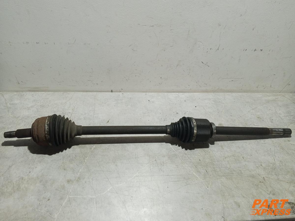 Półoś przednia prawa Renault Trucks Master III (X62) 2010-2019 8200842369