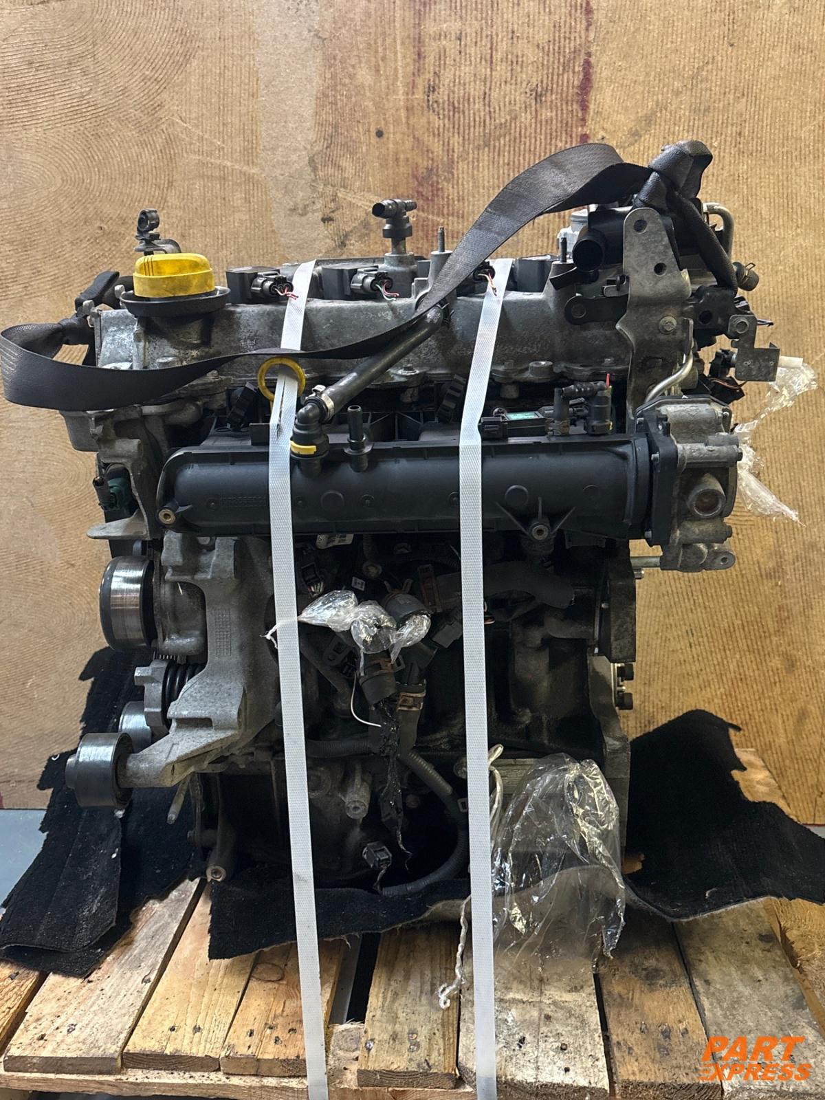 Motor komplett Nissan Qashqai 1,2l J11 85kW 83tkm 2013 - 2021 HRA2DDT 101024ED9B