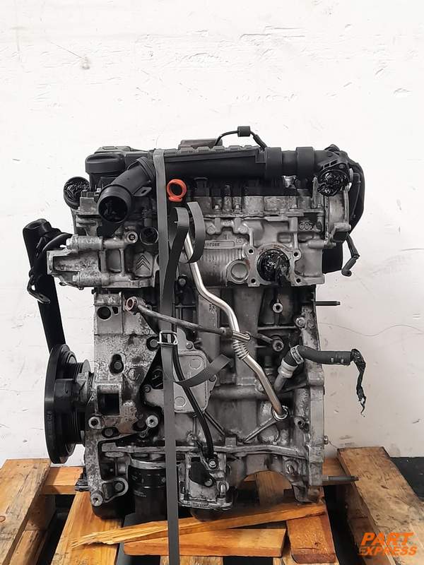 Motor komplett Peugeot 308 II 1,2l 81kW 118tkm EB2PT HNZ 1617296180 2013 -