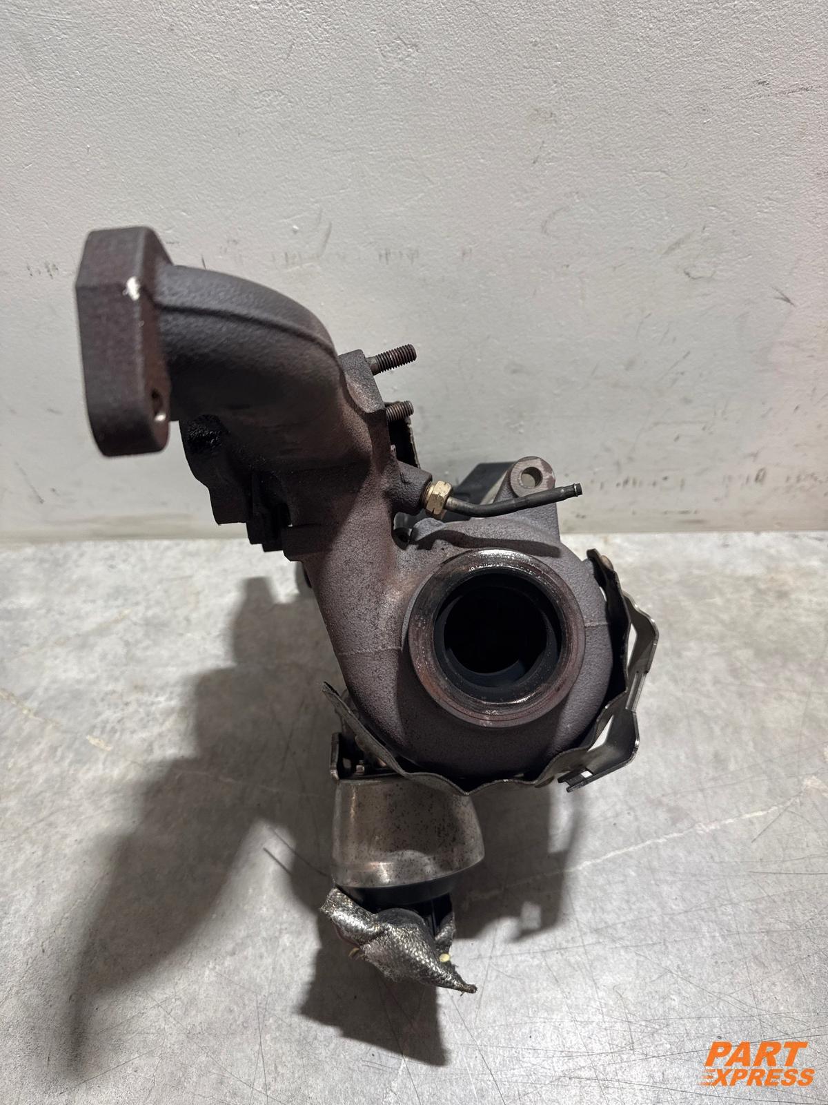Turbolader komplett VW Passat B7 2,0TDI 102tkm 03L253056T CFFB 2010 - 2015