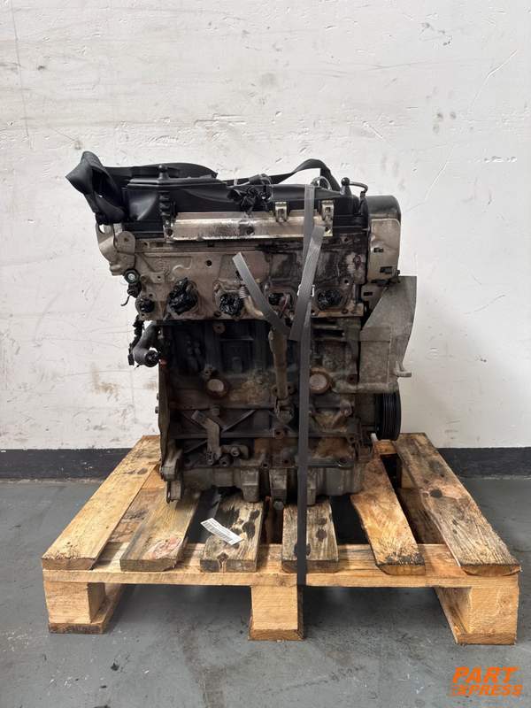 Motor komplett 1.6l Diesel Audi Skoda VW Seat CAYC 77kW 89tkm 03L100031D